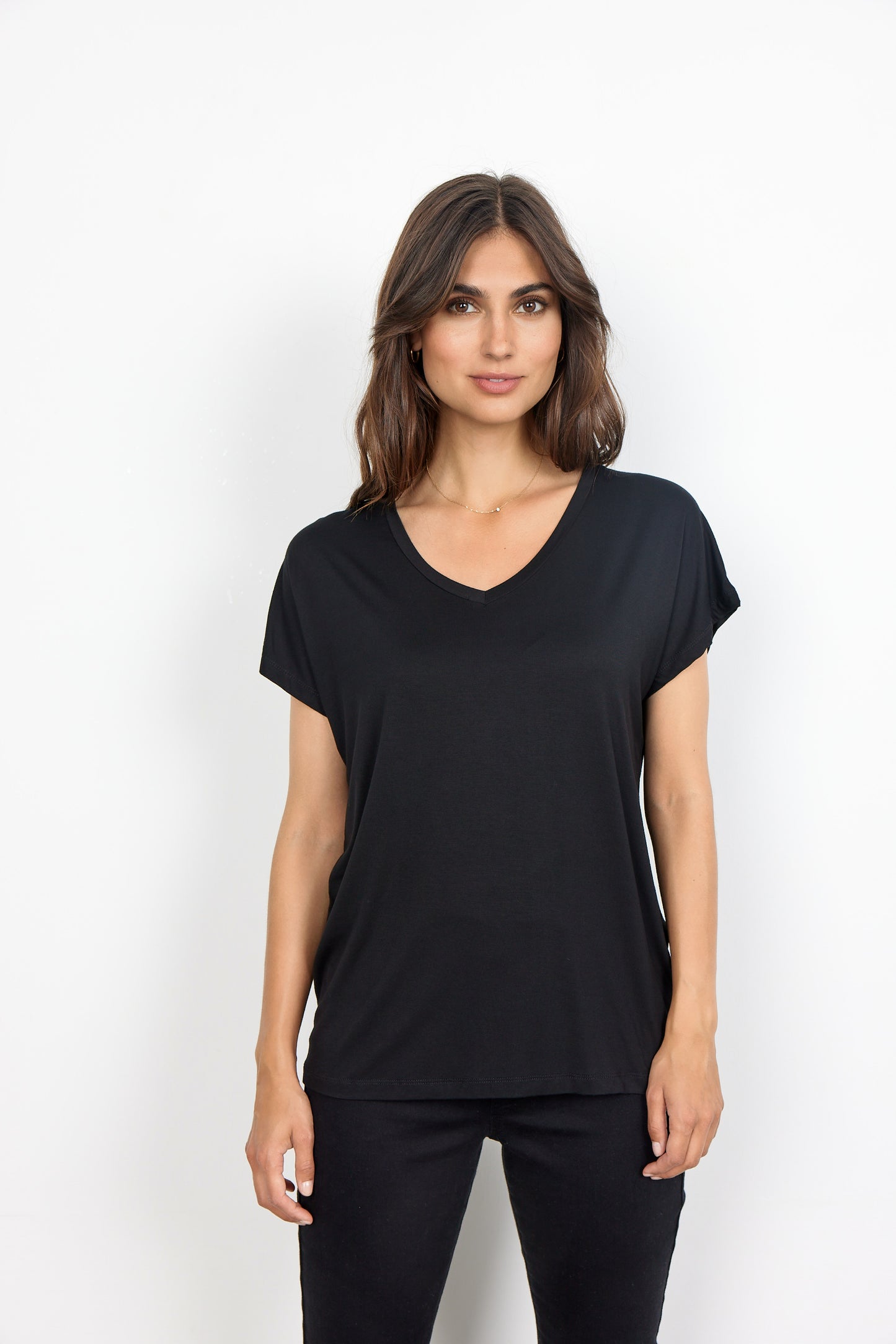 Marica Basic V-Neck - Black