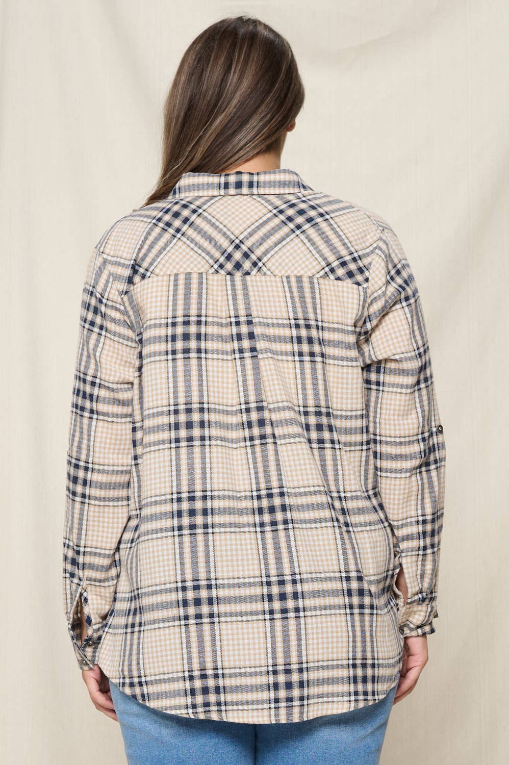 Curvy Plaid Shirt With Roll up Sleeve