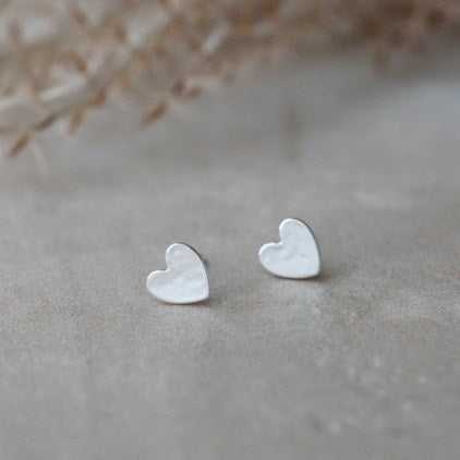 Amado Studs