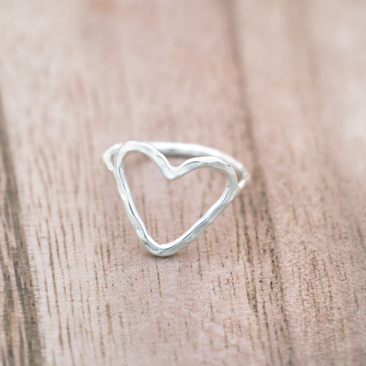 Amore Ring