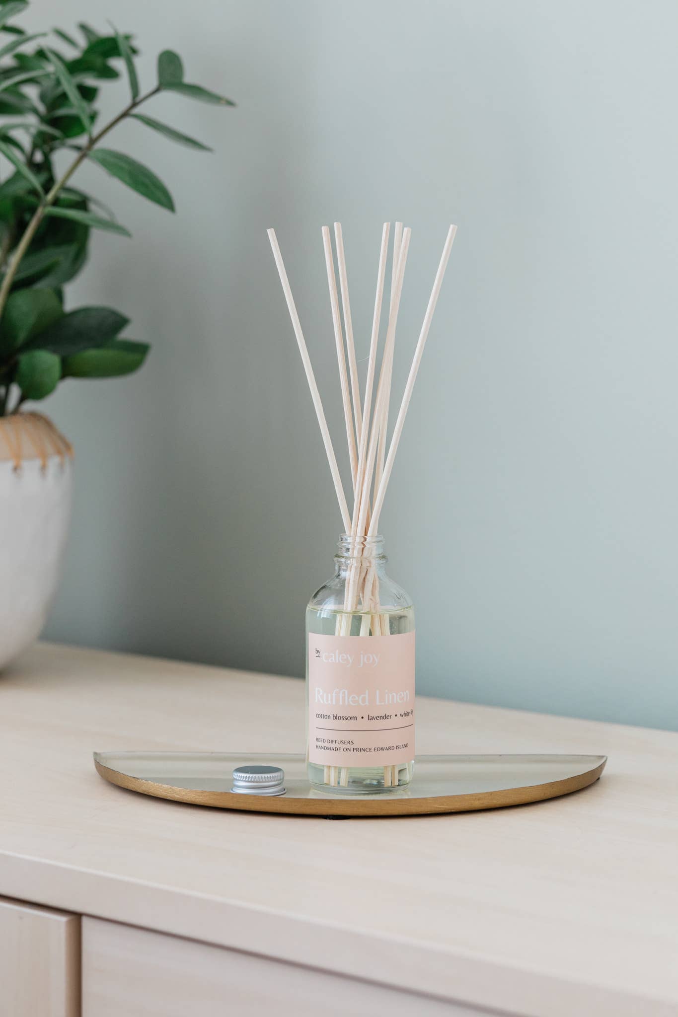 Ruffled Linen Reed Diffuser