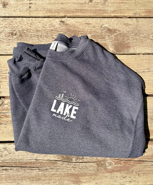 Lake Mode Crewneck