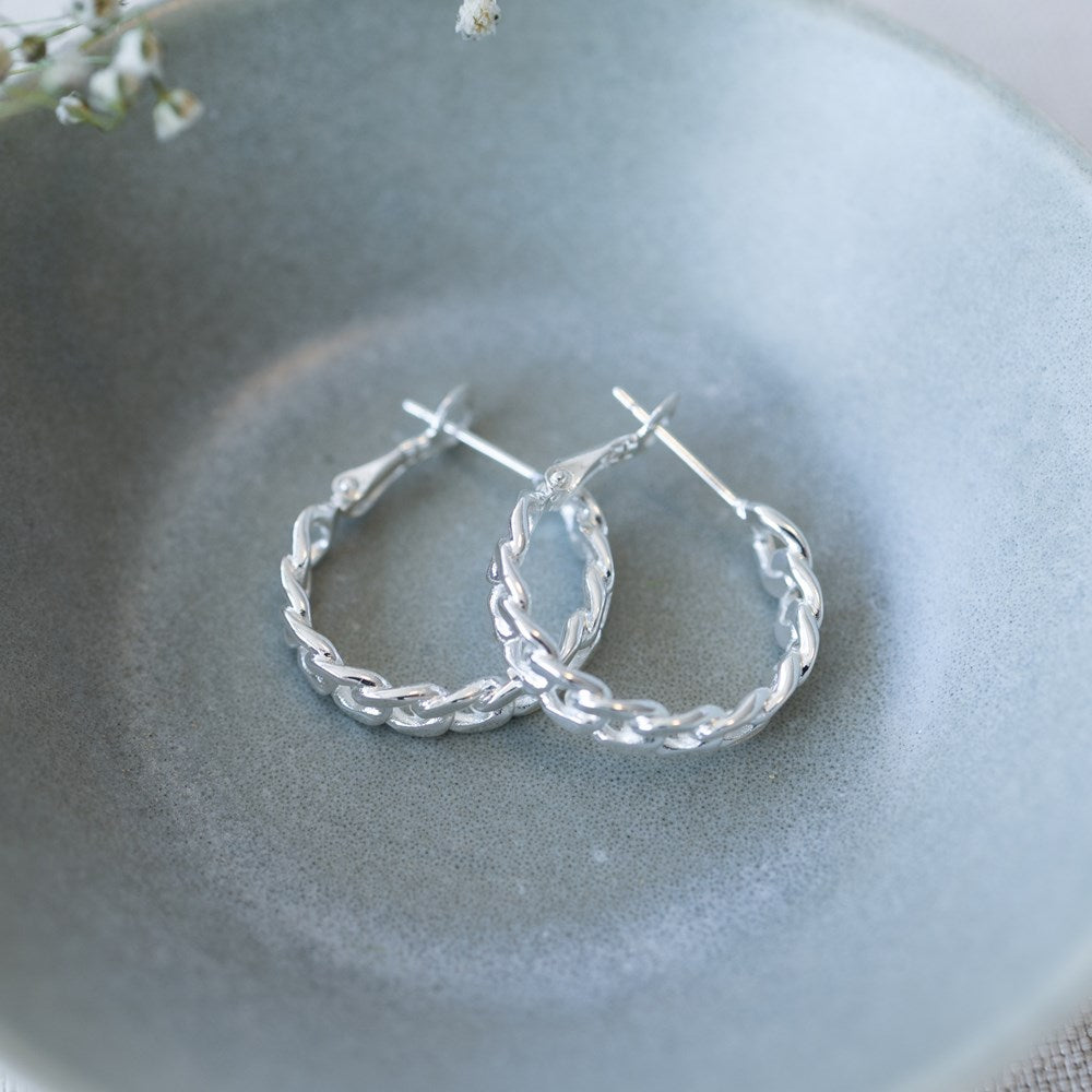 Riot Hoops