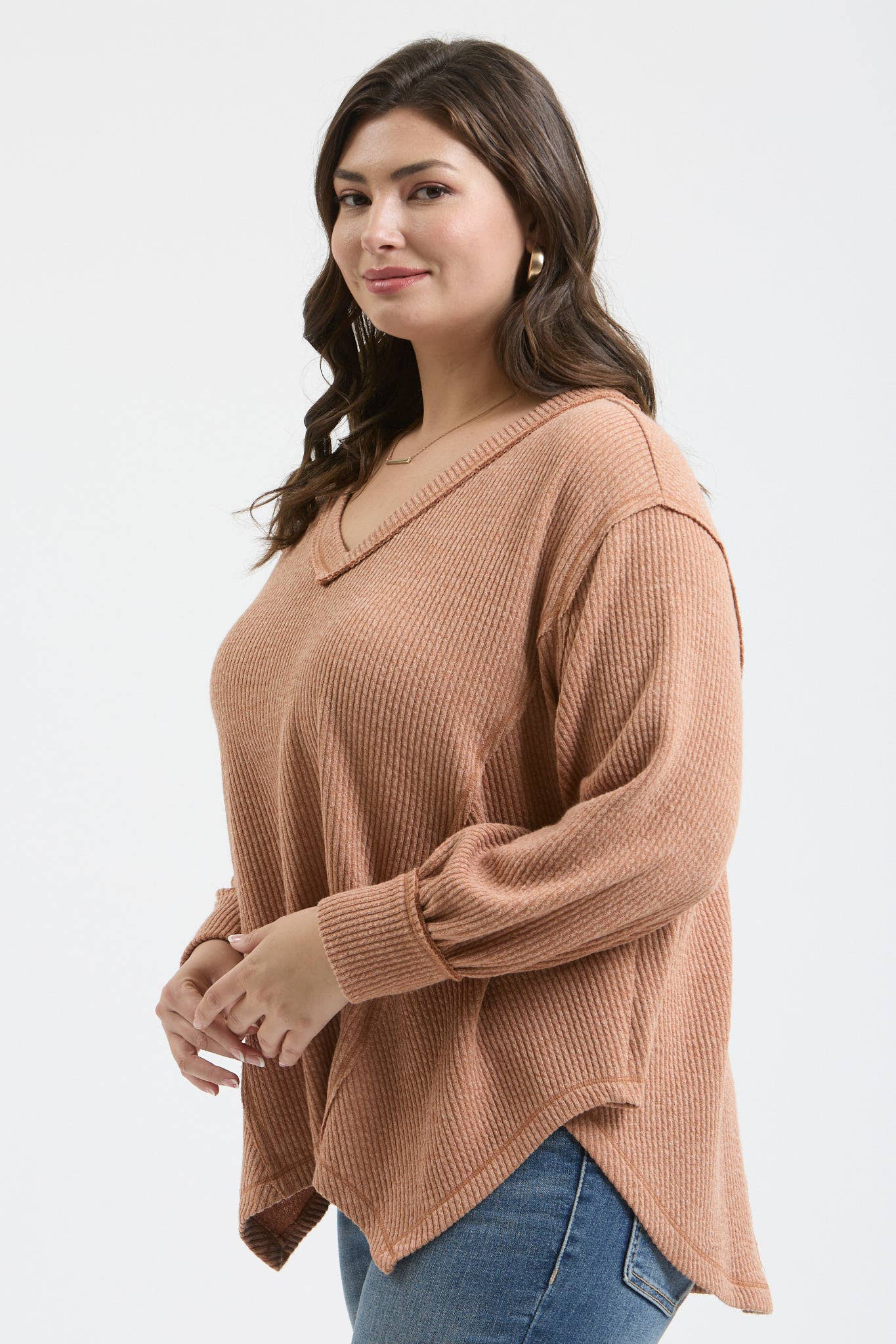 Blu Pepper Curvy Asymmetrical Hem Long Sleeve Knit