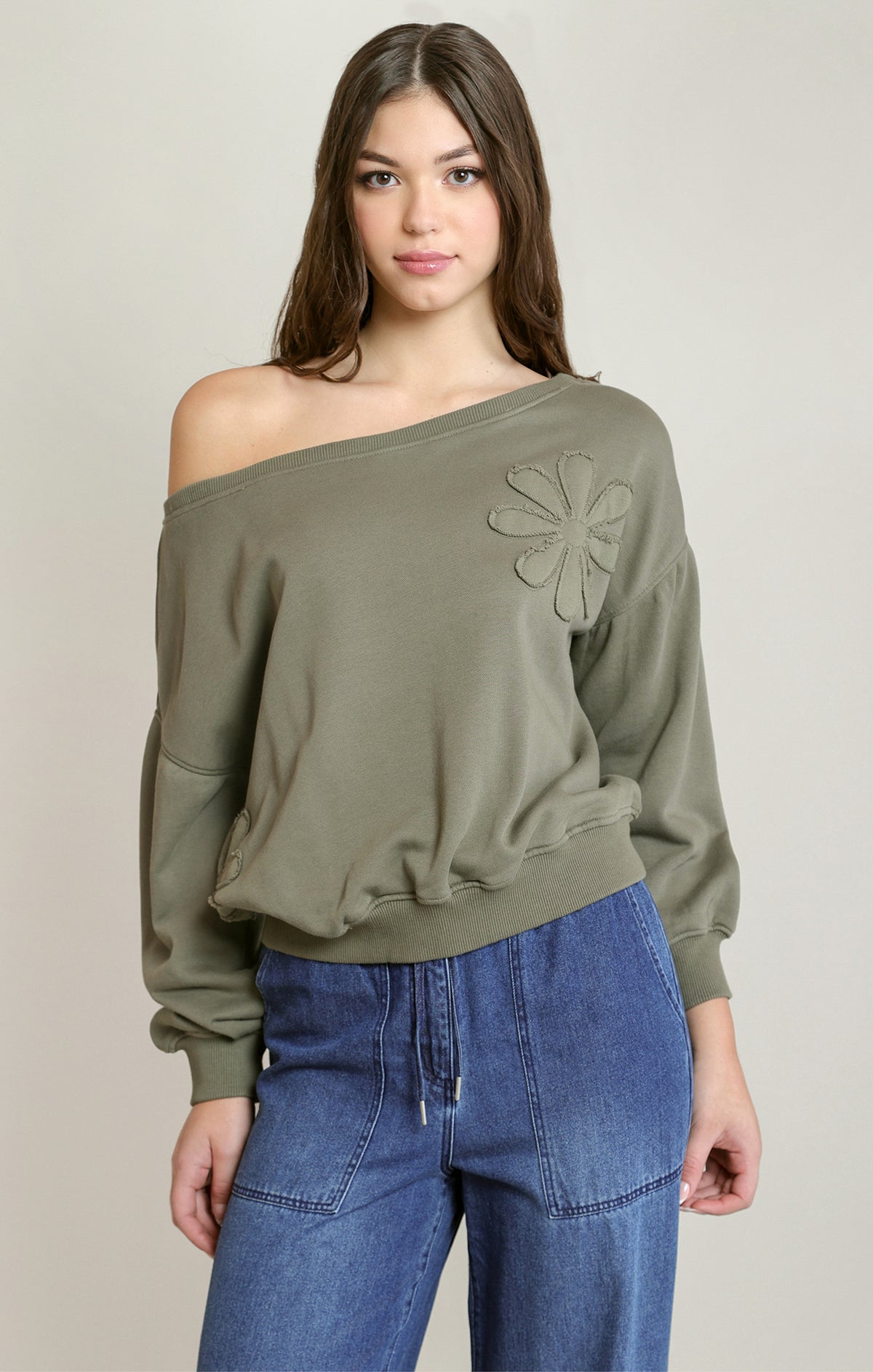 Floral Embroidered Sweatshirt